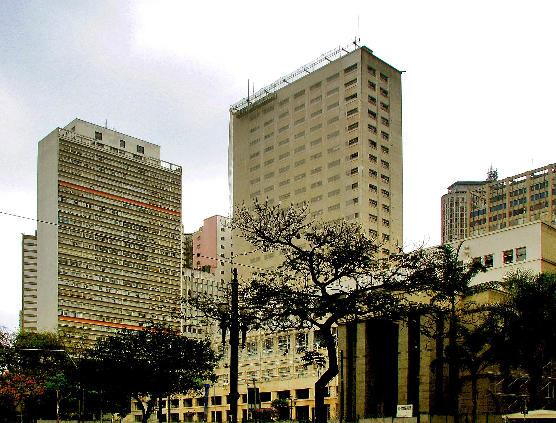 Imagem de referência relacionada a Biblioteca Mário de Andrade, item descrito como biblioteca pública em São Paulo, Brasil