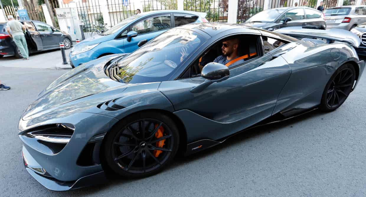 Rápido, furioso e potencialmente fatal: por que supercarros estão tão populares de repente?