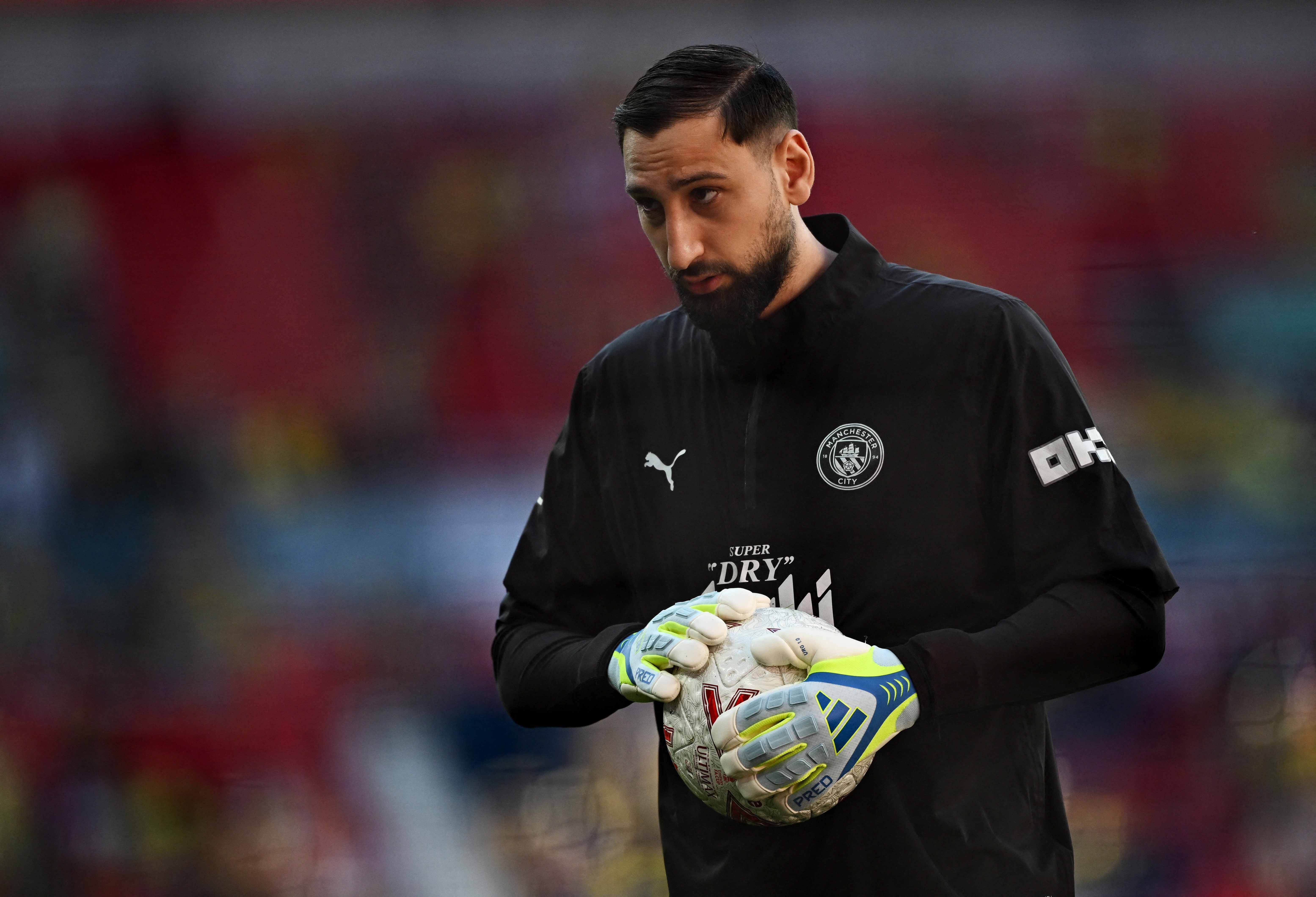 Julgamento revela detalhes do assalto a Donnarumma: goleiro foi amarrado e ameaçado com faca