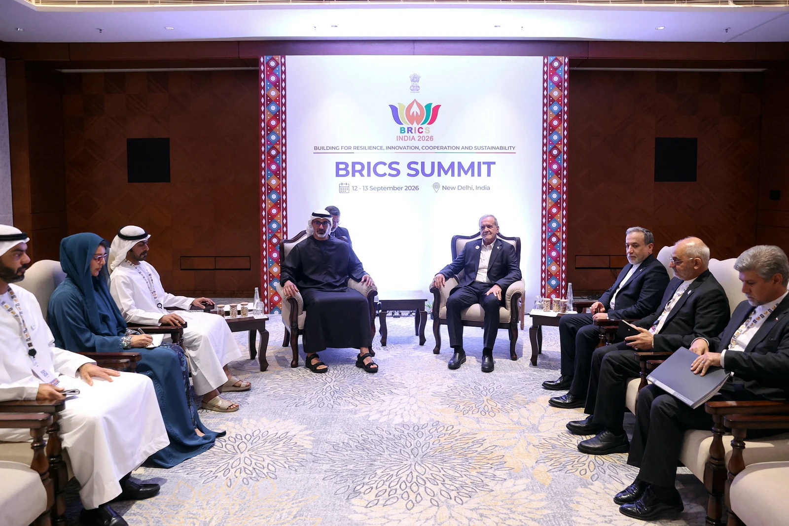 Oman diz que as conversas planejadas com o Irã e os países do Golfo no Estreito de Ormuz foram adiadas: mídia estatal