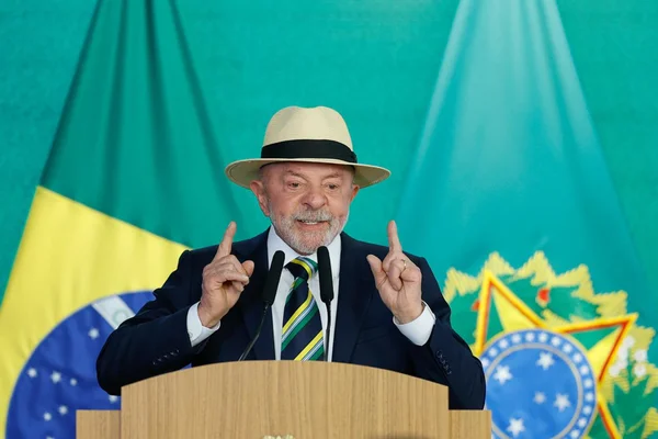 Onde estarão Lula e Flávio no dia em que o STF julgará Moraes - destaque galeria